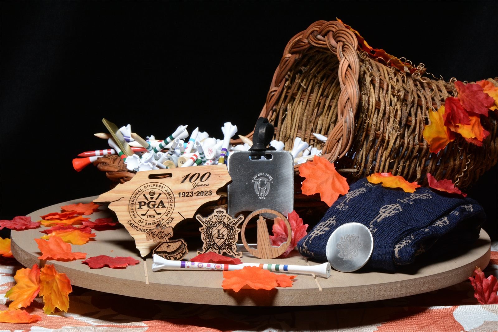 Evolve Golf Thanksgiving-themed product photo